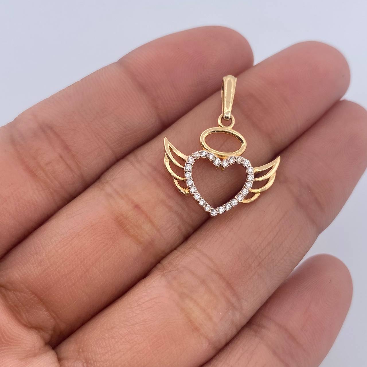 Pendant Heart Silhouette Wings 1.55gr / 2.3cm / White Zirconia 18K Yellow Gold &