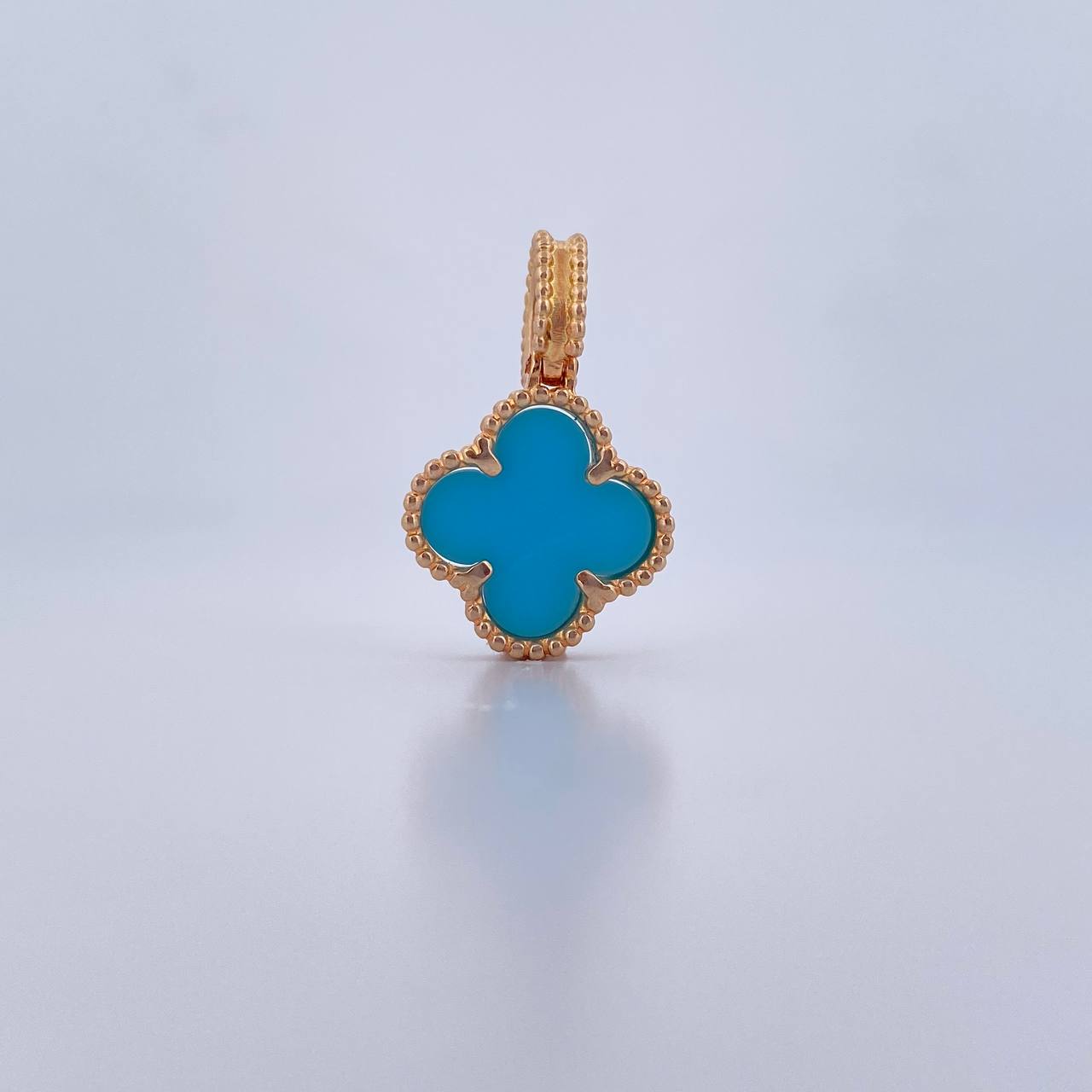 Pendant Clover 3gr / 2.4cm / Turquoise Blue 18K Yellow Gold &