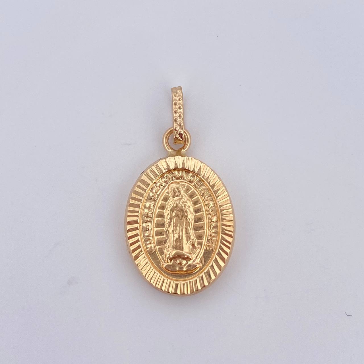 Pendant Virgin of Guadalupe 1.15gr / 0.9in / 18K Gold $