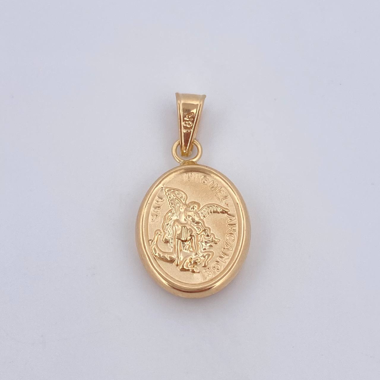 Pendant Saint Michael the Archangel 1.05gr / 2.4cm (0.9in) / 18K Gold $