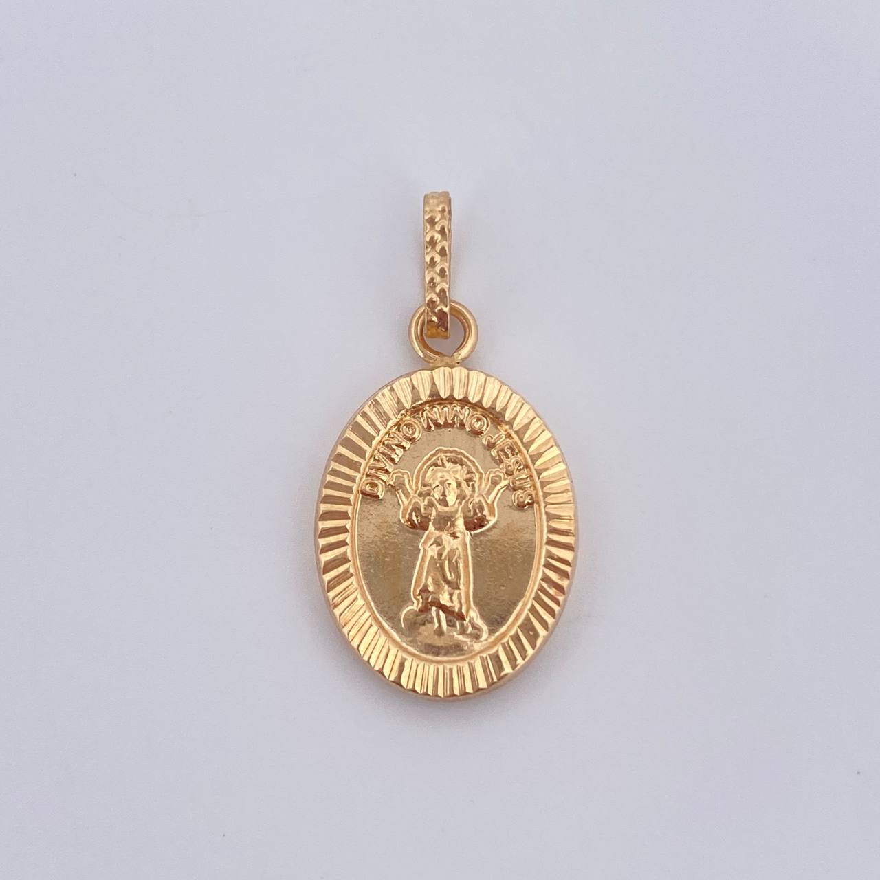 Divine Child Pendant 1.15gr / 2.4cm / 0.9in / 18K Gold $