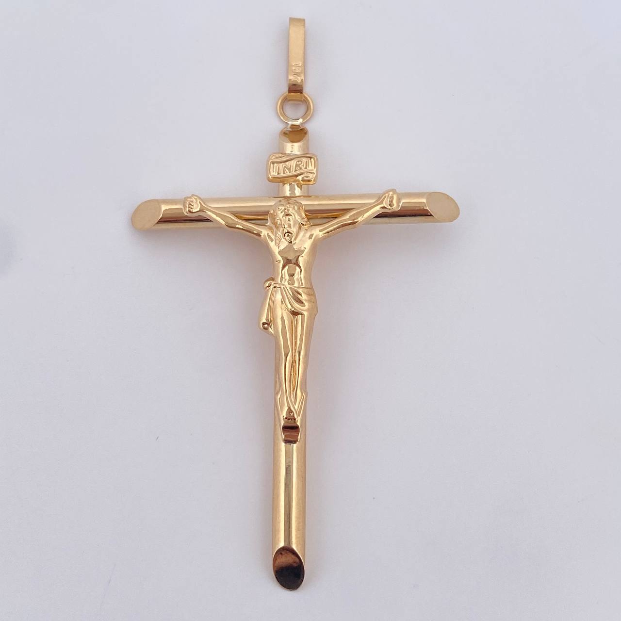 Pendant Christ Cross 3.2gr / 6.3cm (2.5in) / 18K Gold $