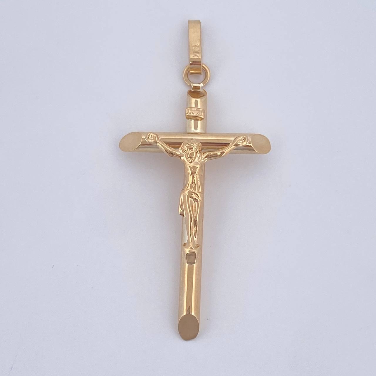 Cruz Cristo 2.1gr / 4.8cm / Oro 18K $