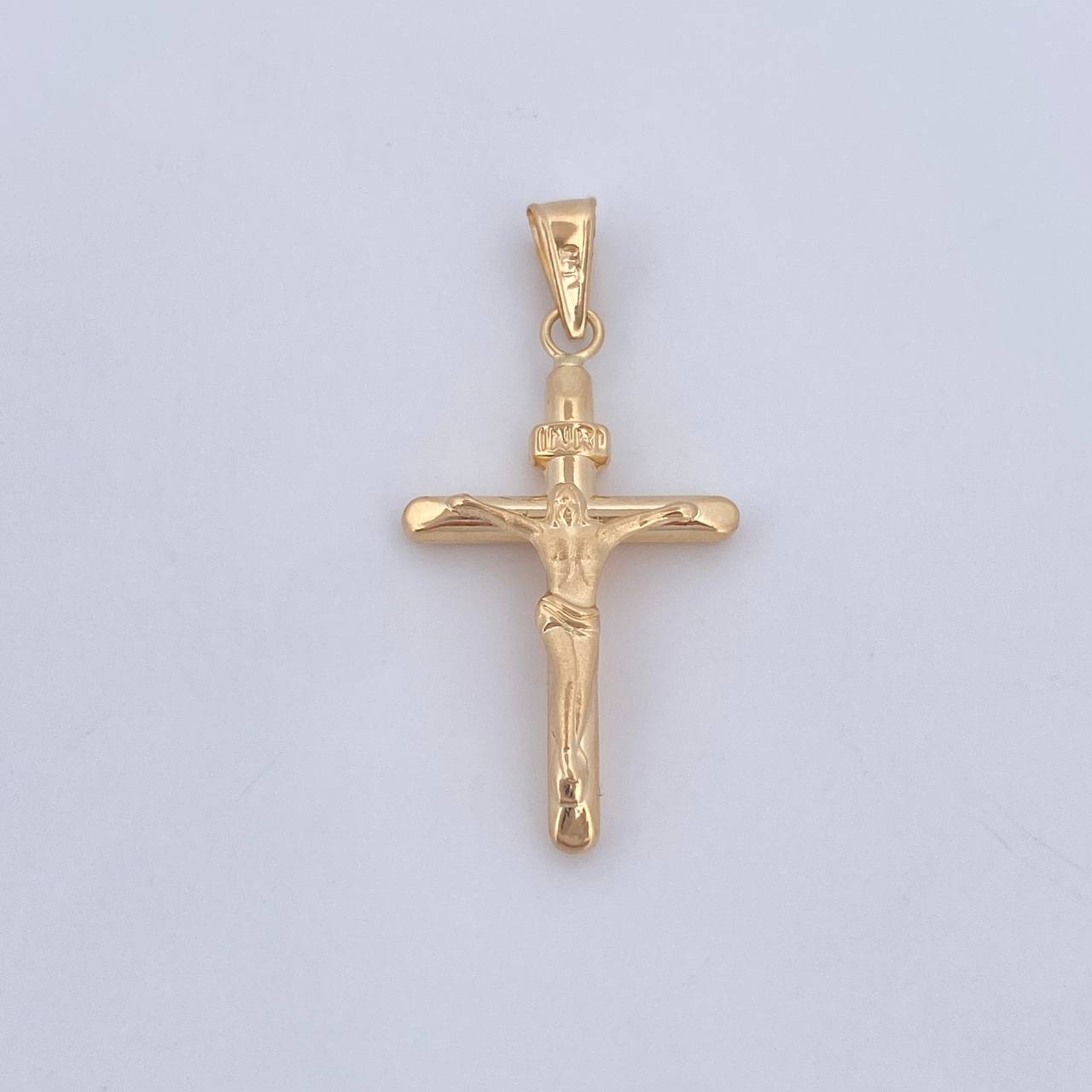 Cruz Cristo 1.05gr / 3.4cm / Oro 18K $