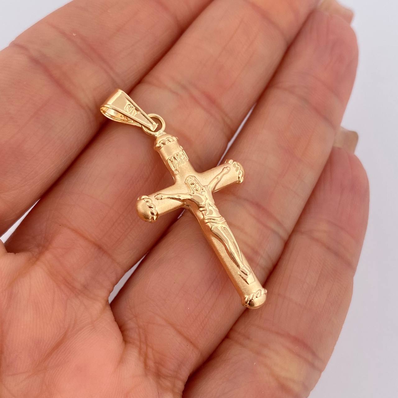 Cruz Cristo 1.65gr / 4cm / Oro 18K $