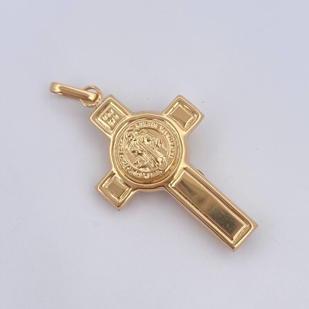 Pendant Cross Christ Saint Benedict 2gr / 3.5cm (1.4in) / 18K Gold $
