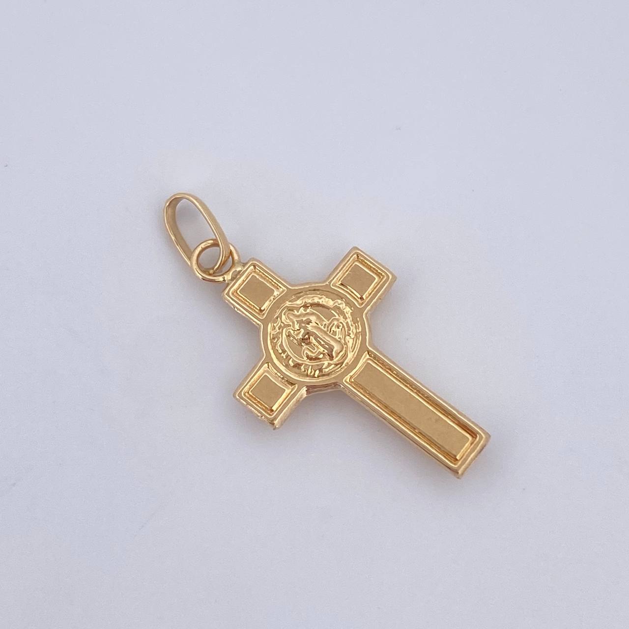 Pendant Cross Christ Saint Benedict 0.75gr / 2.5cm (1.0in) / 18K Gold $