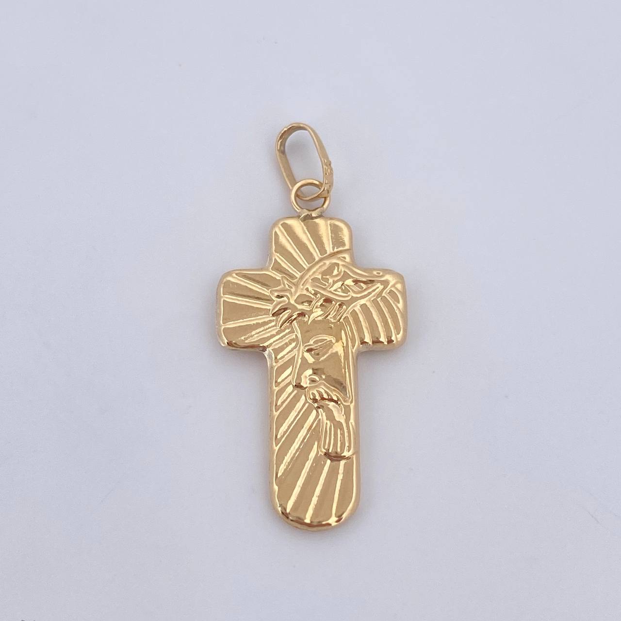 Dije Cruz Rostro Cristo 1.15gr / 3.2cm / Oro 18K $