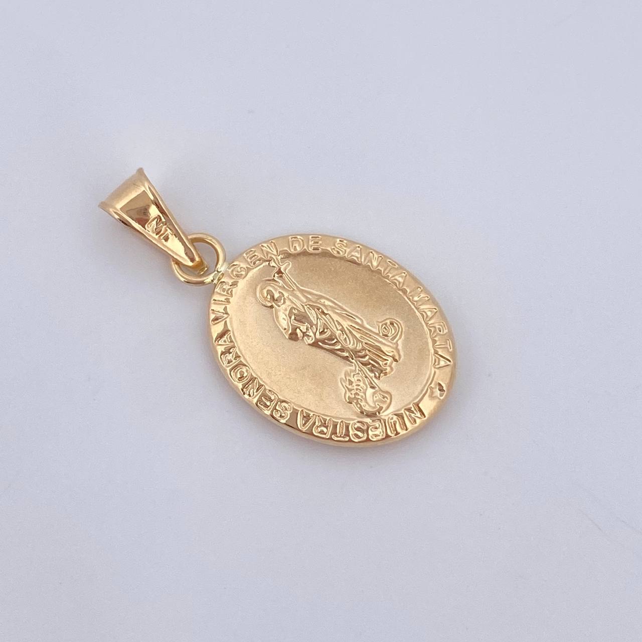 Pendant Virgin of Santa Marta 0.9gr / 2.5cm / 1.0in / 18K Gold $