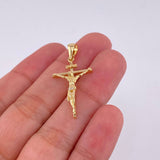 Dije Cruz Cristo 2.4 g / 1 1/4 in Oro Amarillo 18K
