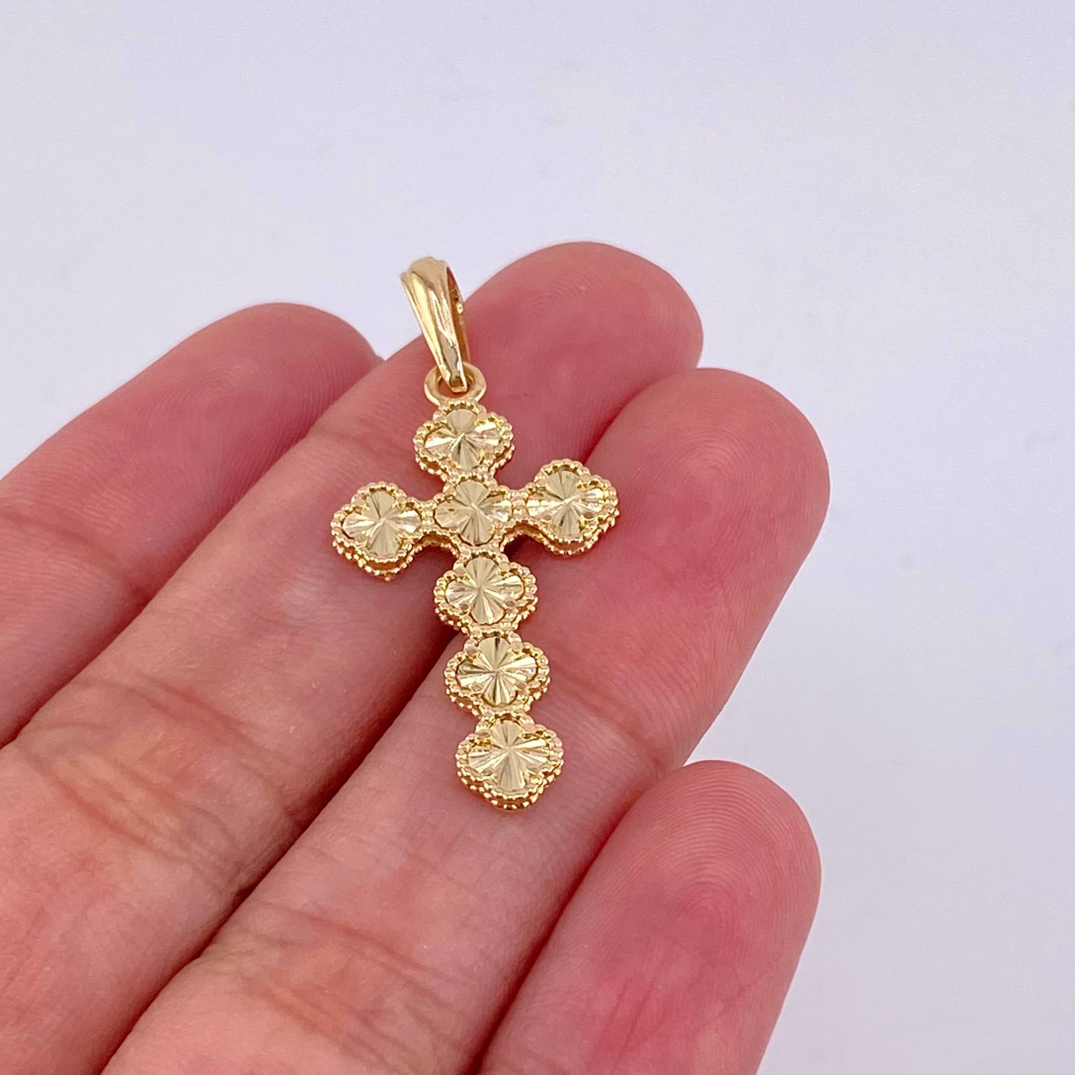Dije Cruz Trebol Diamantado 2.55 g / 1 1/4 in Oro Amarillo 18K