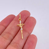 Dije Cruz Cristo 1.5 g / 1 1/4 in Dos Oros Amarillo Blanco 18K