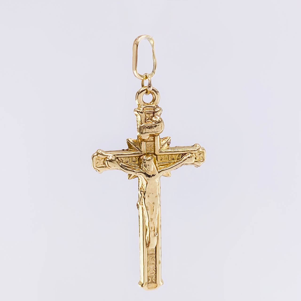 Dije Cruz Cristo 1.25 g / 1 1/4 in Oro Amarillo 18K