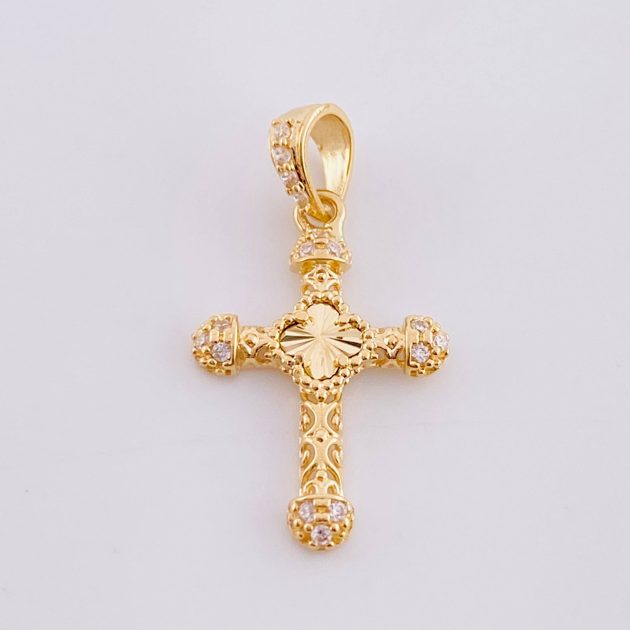 Dije Cruz Trebol Tupida 1.15 g / 1 in Oro Amarillo 18K
