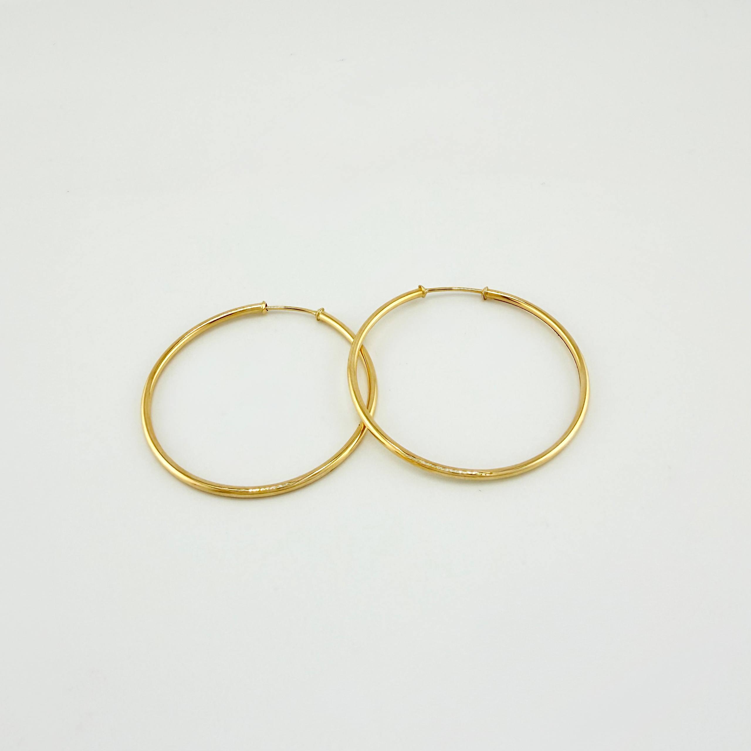 Candongas Aro Liso 2.25gr / 1 in / Oro Amarillo 18K ©