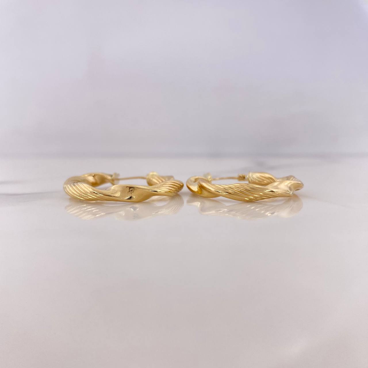 Hoop Earrings Weigh 3.15gr / 3cm / Striped Spiral 18K Yellow Gold #