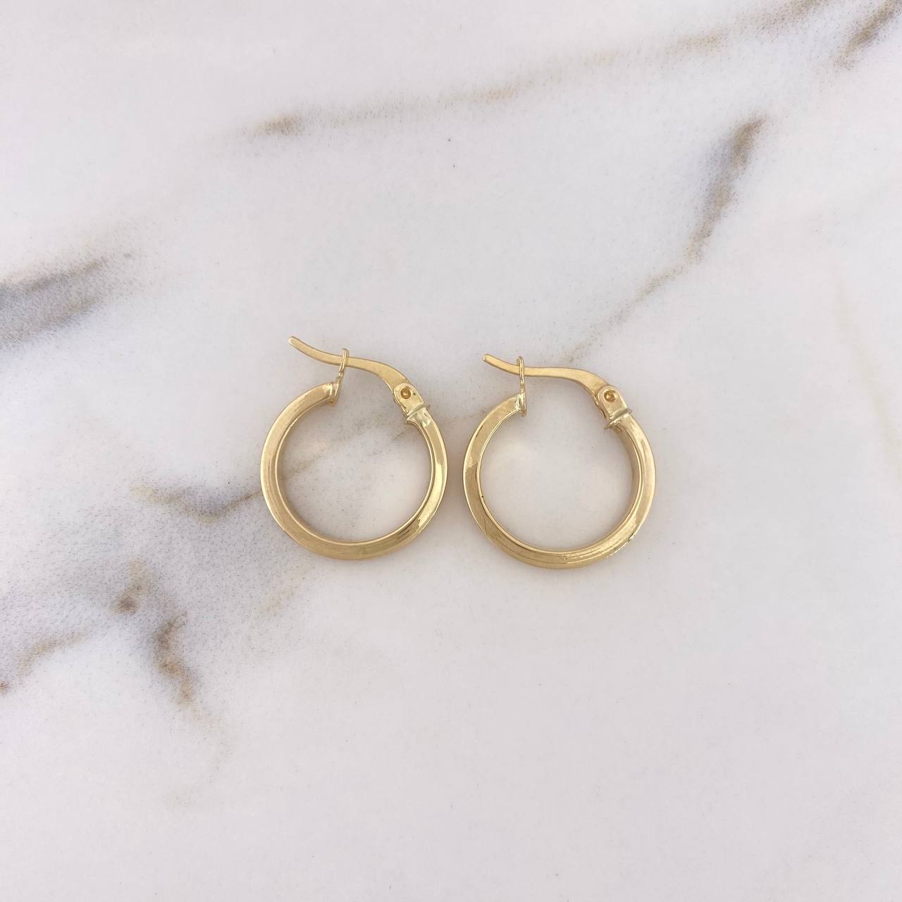 Candongas Andy 1.85gr / 2cm / Rayadas Oro Amarillo 18K #