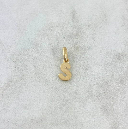 Pendant Letter S Cursive 0.4gr / 1/2 in / 18K Gold ©