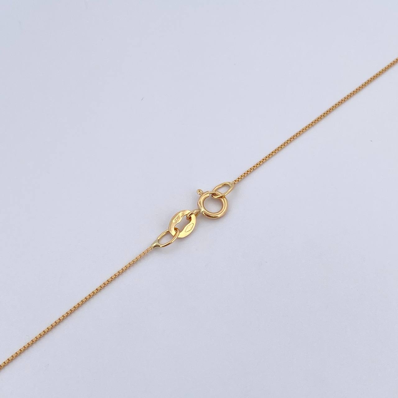 Set Venetian Chain 1.05gr/45cm/0.5mm + Pendant Virgin Guadalupe 0.7gr/1.8cm Green Zircons 18K Yellow Gold (Offer) &