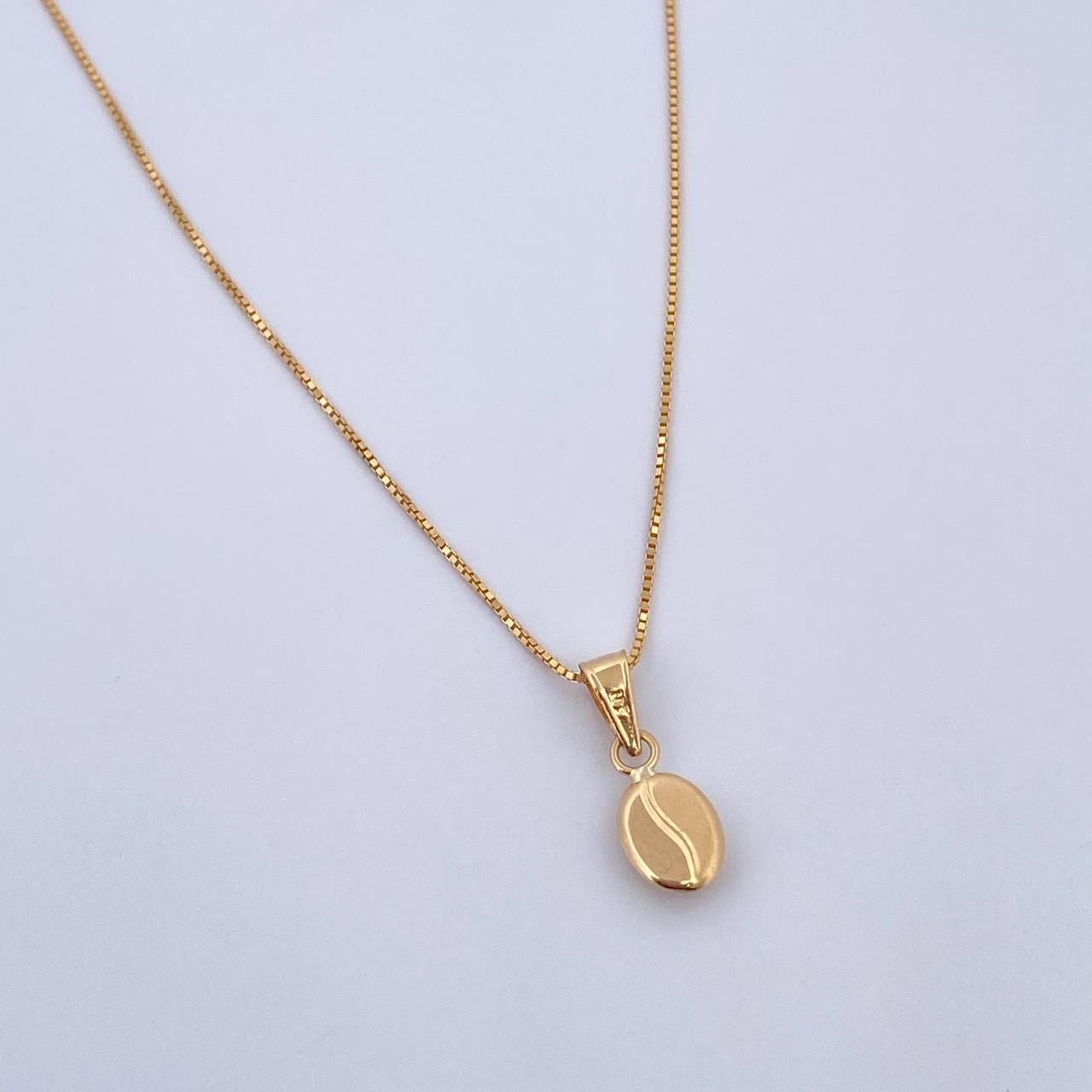 Set Venetian Chain 1.8gr / 45cm / 0.5mm + Pendant 0.35gr / 1.4cm 18K Yellow Gold Stamped (Offer) &