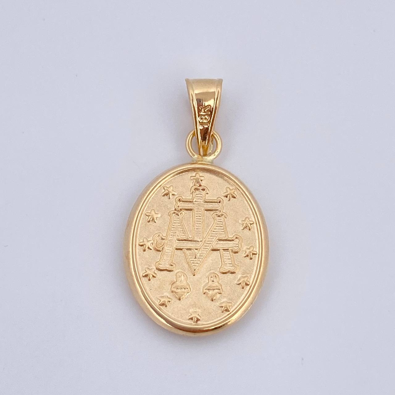 Pendant 1gr / 2.5cm / 18K Gold $