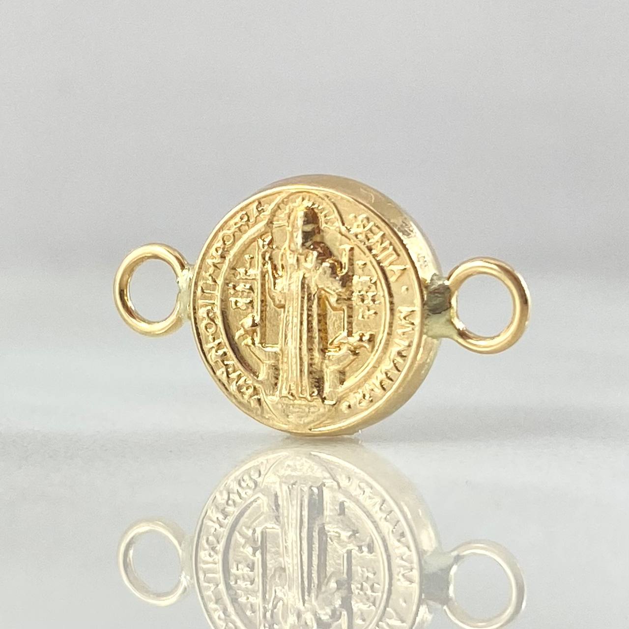 Herraje San Benito 0.6gr / 1.7cm / Oro 18K ©