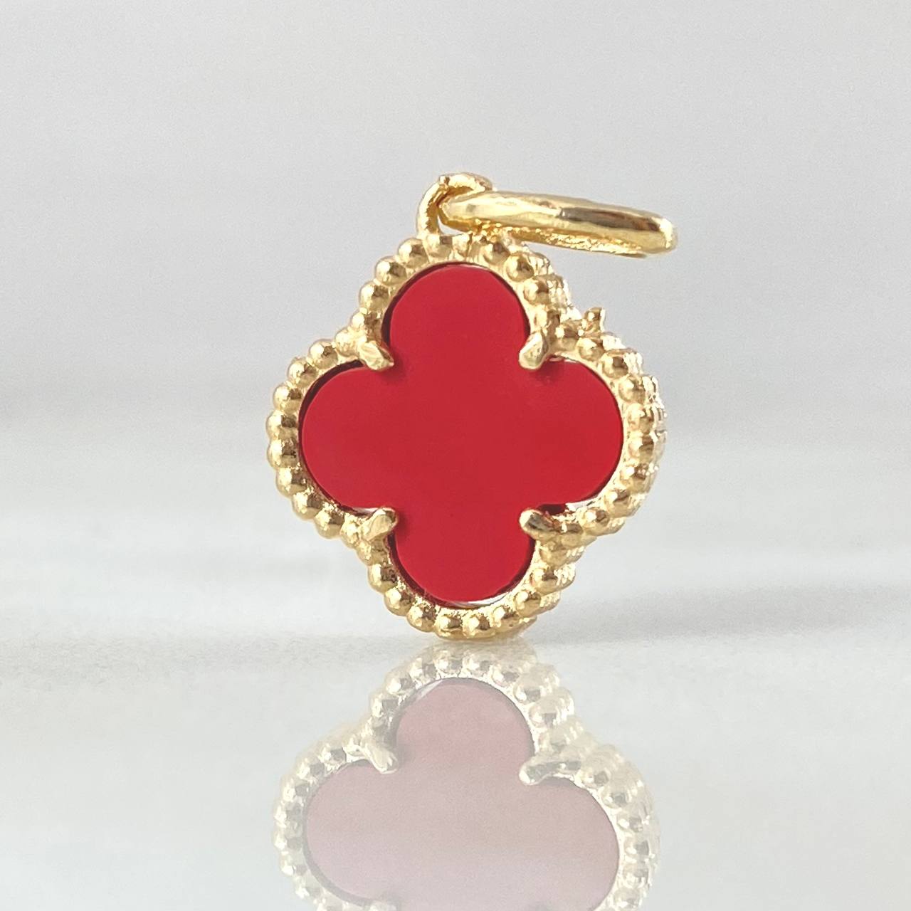 Pendant Clover 1.6gr / 2cm / 0.8in / 18K Spanish Gold ©