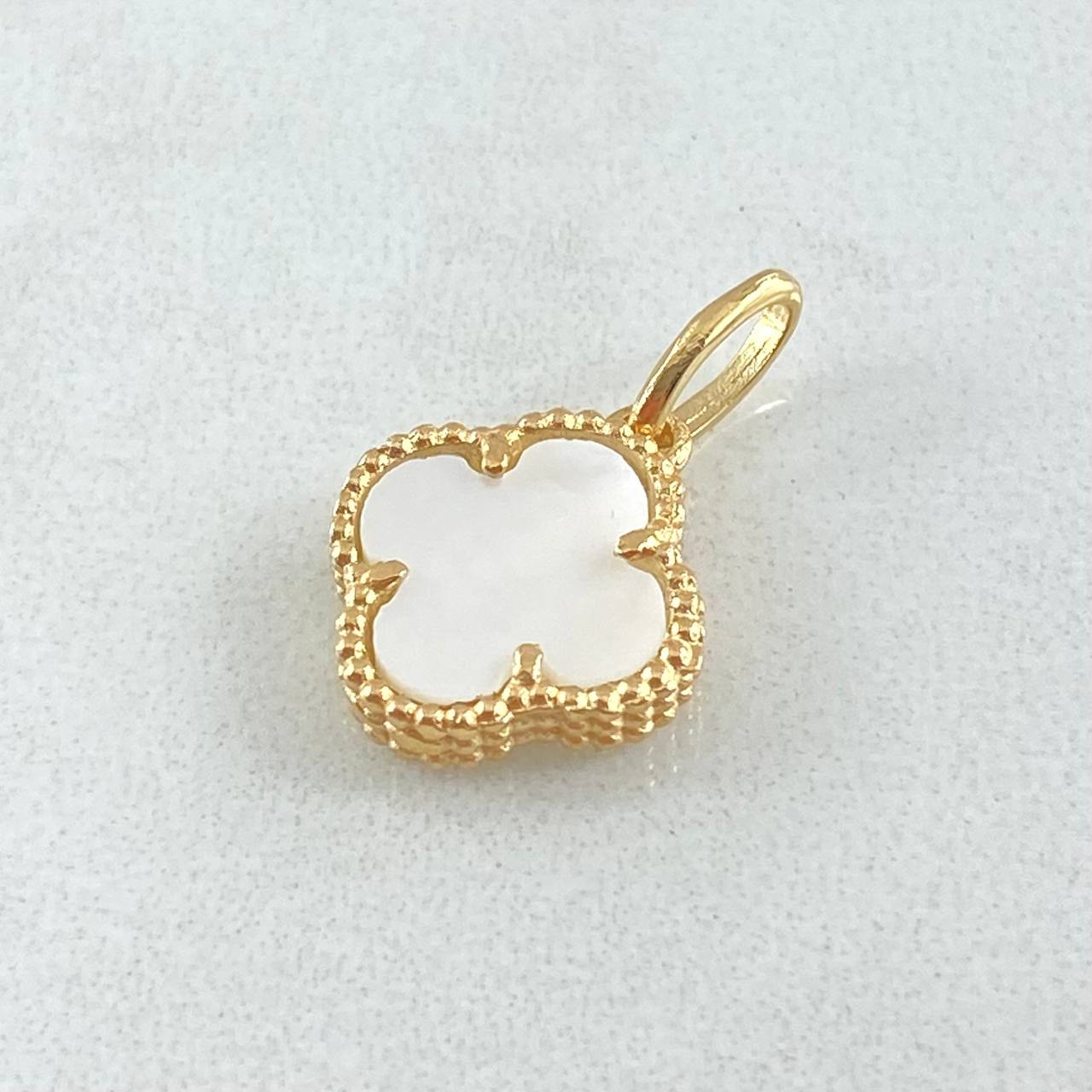 Pendant Clover 1.25gr / 1.7cm (0.7in) / Nac.Esp. 18K Gold -