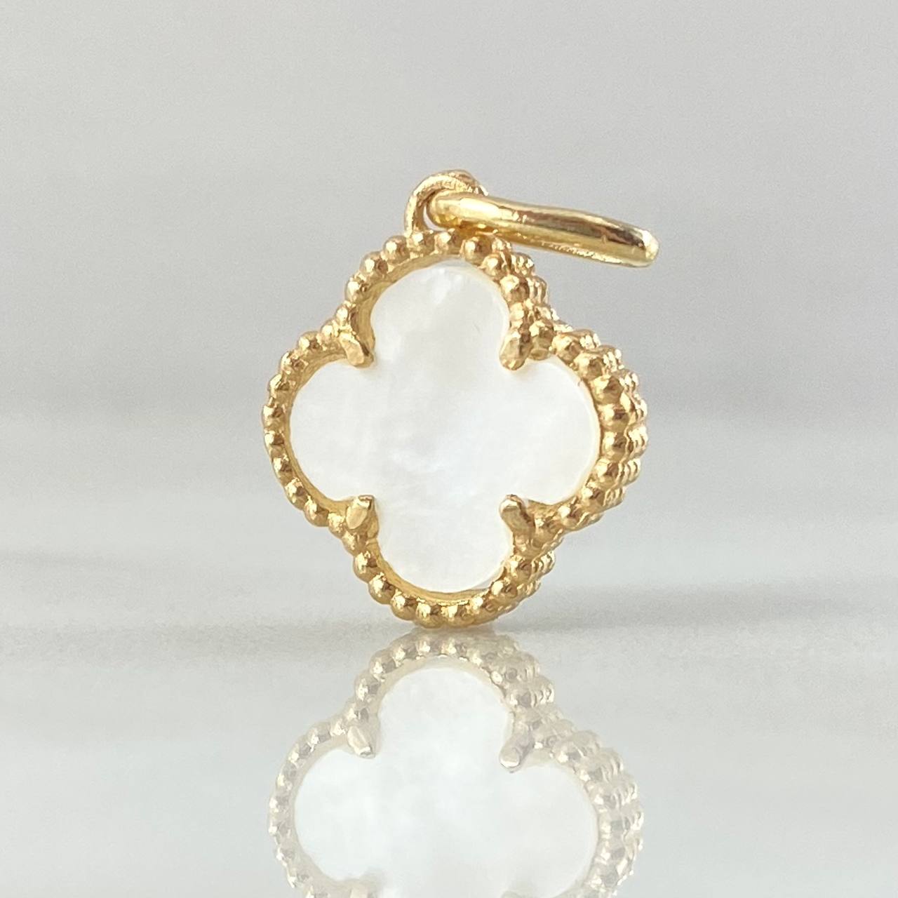 Pendant Clover 1.25gr / 1.7cm (0.7in) / Nac.Esp. 18K Gold -