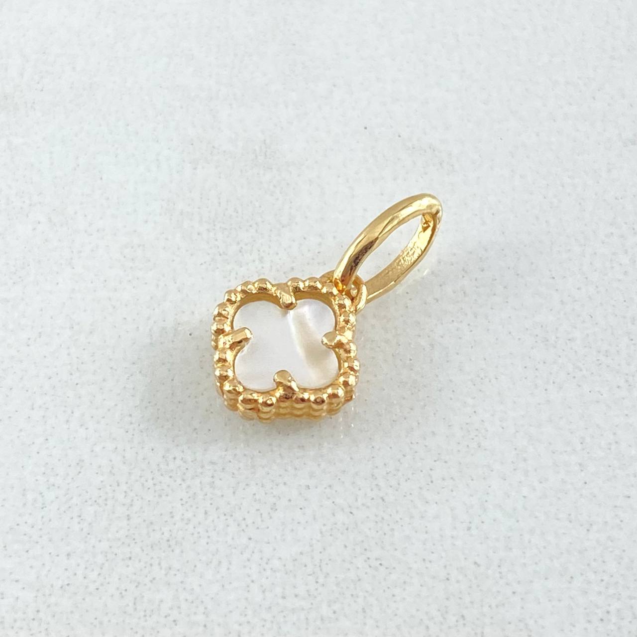 Pendant Clover 0.95gr / 1.5cm (0.6in) / Nac.Esp. 18K Gold