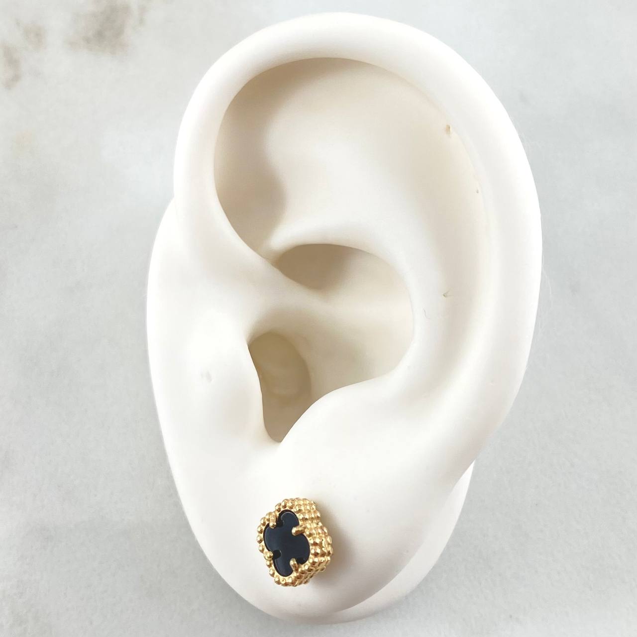 Stud Earrings Clover 2gr / Special Pearl 18K Gold -