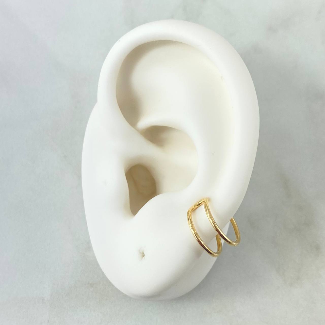 Piercing Earcuff Simulador Doble Linea 0.65gr / 1.2cm / Oro Amarillo 18K (Joya) ©