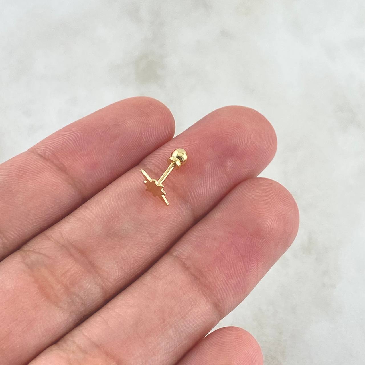 Piercing Estrella Cardenal 0.3gr / 1cm / Nac.Esp.Oro 18K ©