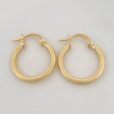 Tefi Hoop Earrings 1.2 g / 3/4 in 18K Yellow Gold