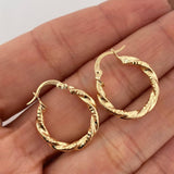 Jiah Hoop Earrings 1.9 g / 1 in 18K Yellow Gold