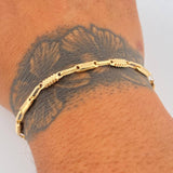 Rustic Barrel Bracelet 3.6gr / 8.5in / 18K Gold $
