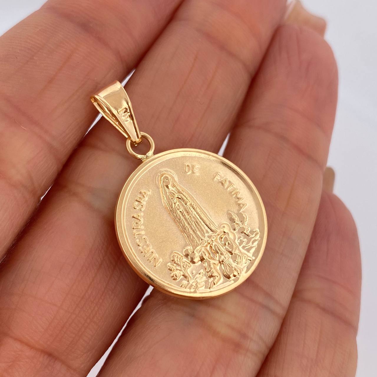 Dije Virgen de Fatima 2.05gr / 3cm / Oro 18K $
