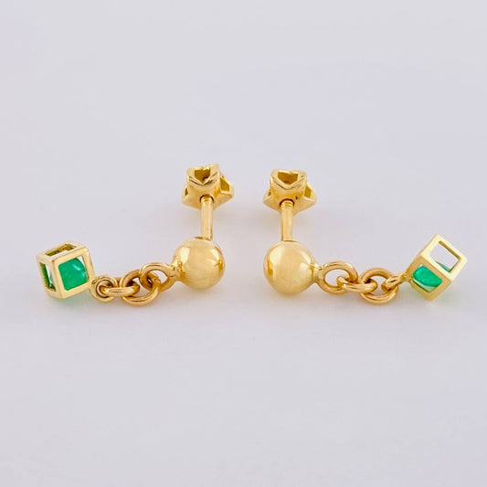 Topos Cubo Esmeralda 15Pts 1.5 g / 1/2 in Oro Amarillo 18K