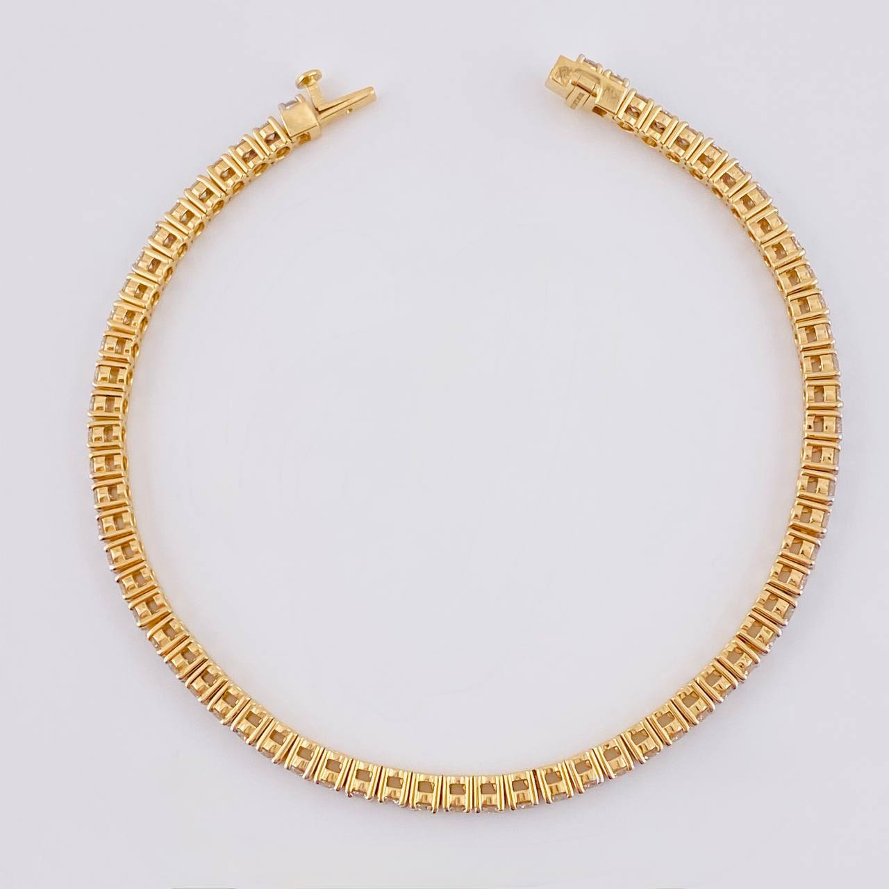 Pulso Tenis Diamantes 3,79 Qts 11.05 g / 7 1/4 in / 2.6 mm Oro Amarillo 18K