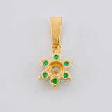 Dije Flor Esmeraldas 9Pts Diamante 9Pts 0.85 g / 1/2 in Oro Amarillo 18K