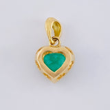 Dije Corazon Tupido Esmeralda 1,34 Qts Diamante 18Pts 3 g / 3/4 in Oro Amarillo 18K