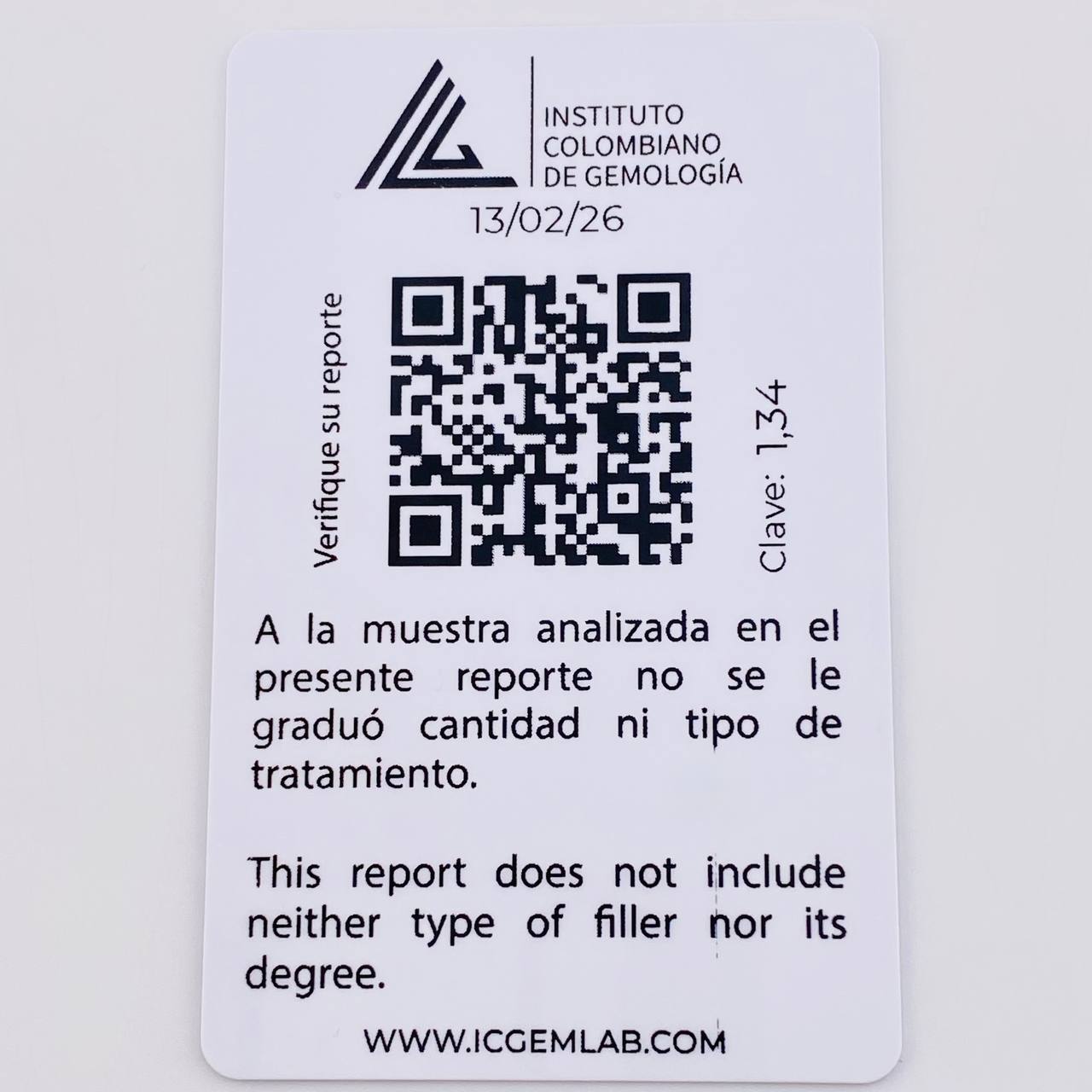 Dije Corazon Tupido Esmeralda 1,34 Qts Diamante 18Pts 3 g / 3/4 in Oro Amarillo 18K