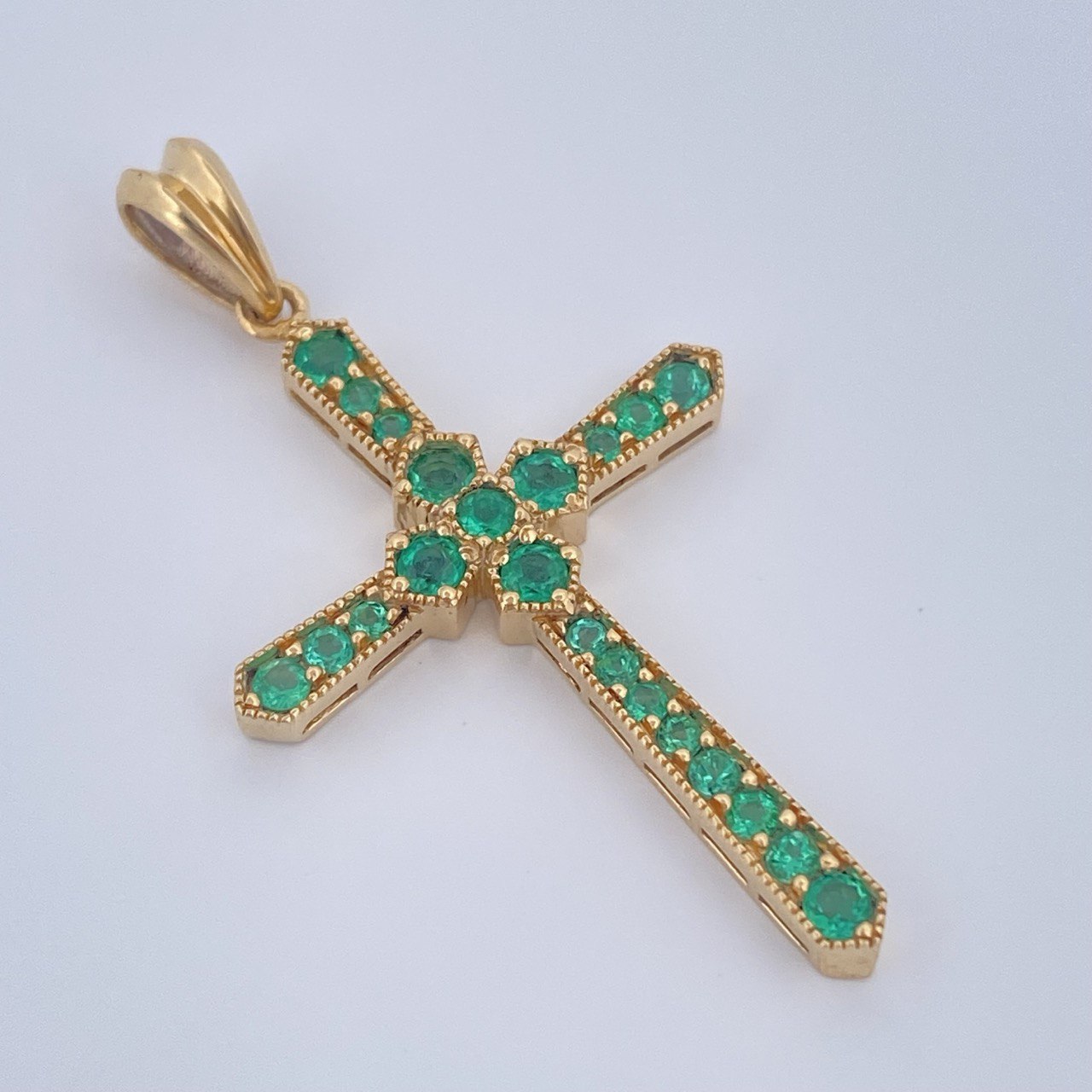 Pendant Cross Flower Emerald 3.05gr / 1.5in / 18K Gold +