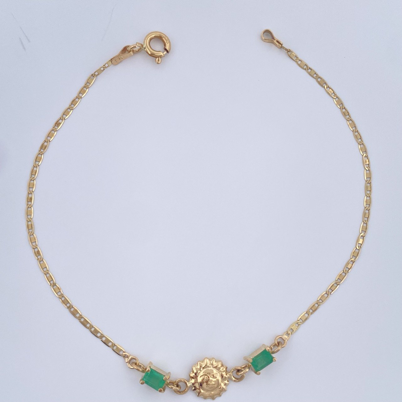 Pulso Escalera Plana Sol Esmeralda 1.35gr / 7 in / Oro Amarillo 18K %