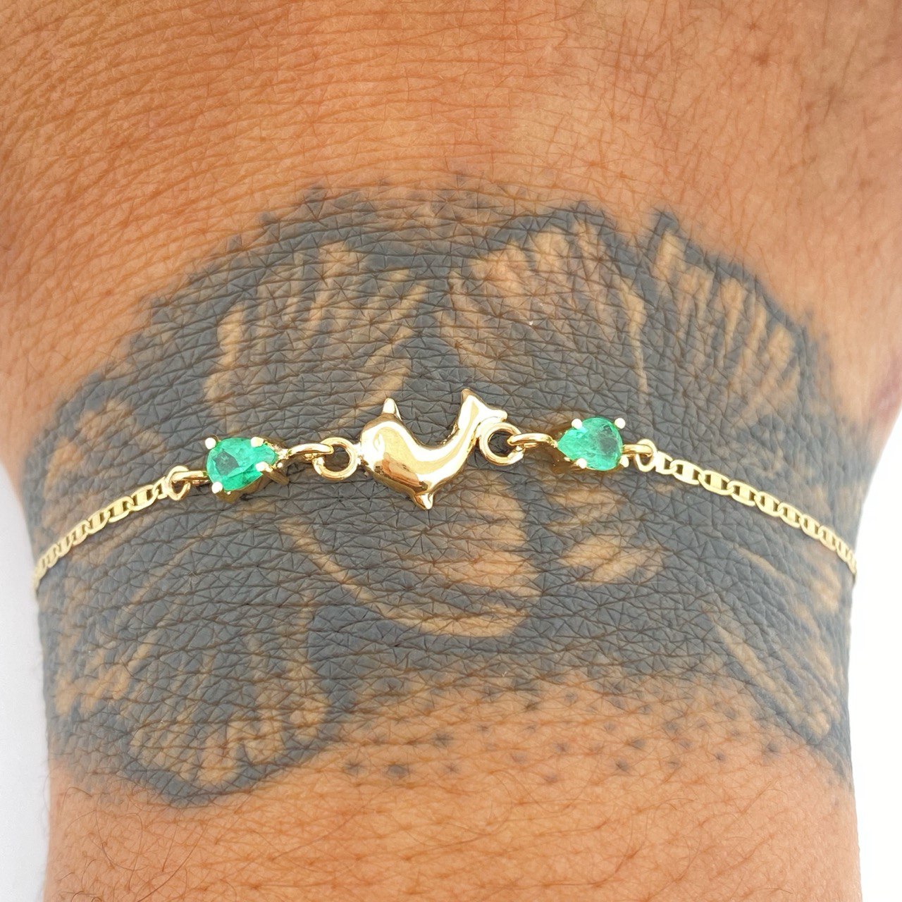 Pulso Escalera Plana Delfin Esmeralda 1.35gr / 7 in / Oro Amarillo 18K %
