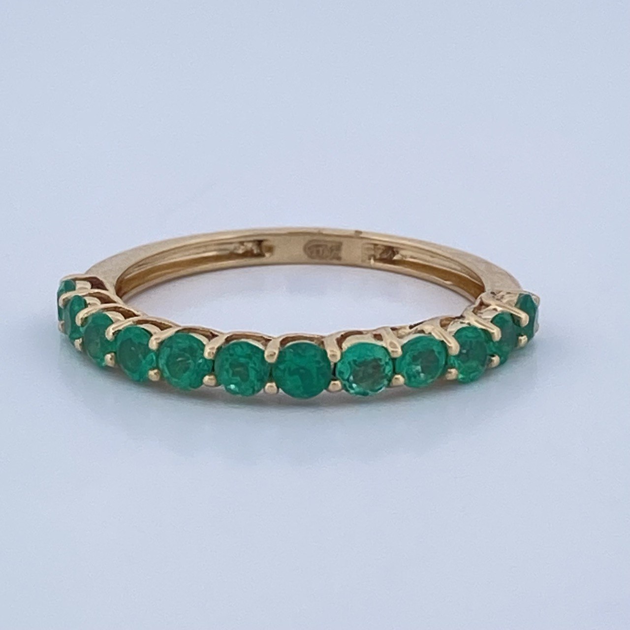 Emerald Churumbela Ring 1.9gr / Size 6 3/4 / 18K Gold +