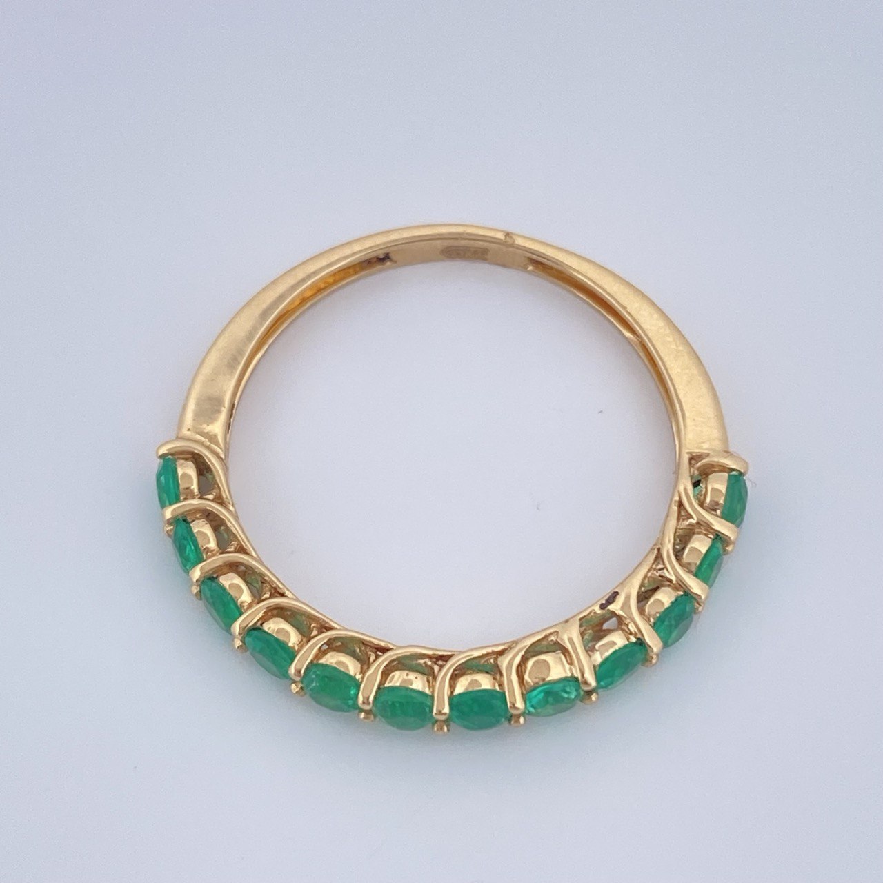 Emerald Churumbela Ring 1.9gr / Size 6 3/4 / 18K Gold +