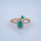 Anillo Encanto Esmeralda 2.85gr / T6 1/2 / Dos Oros Amarillo Blanco 18K %