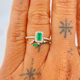 Anillo Encanto Esmeralda 2.85gr / T6 1/2 / Dos Oros Amarillo Blanco 18K %