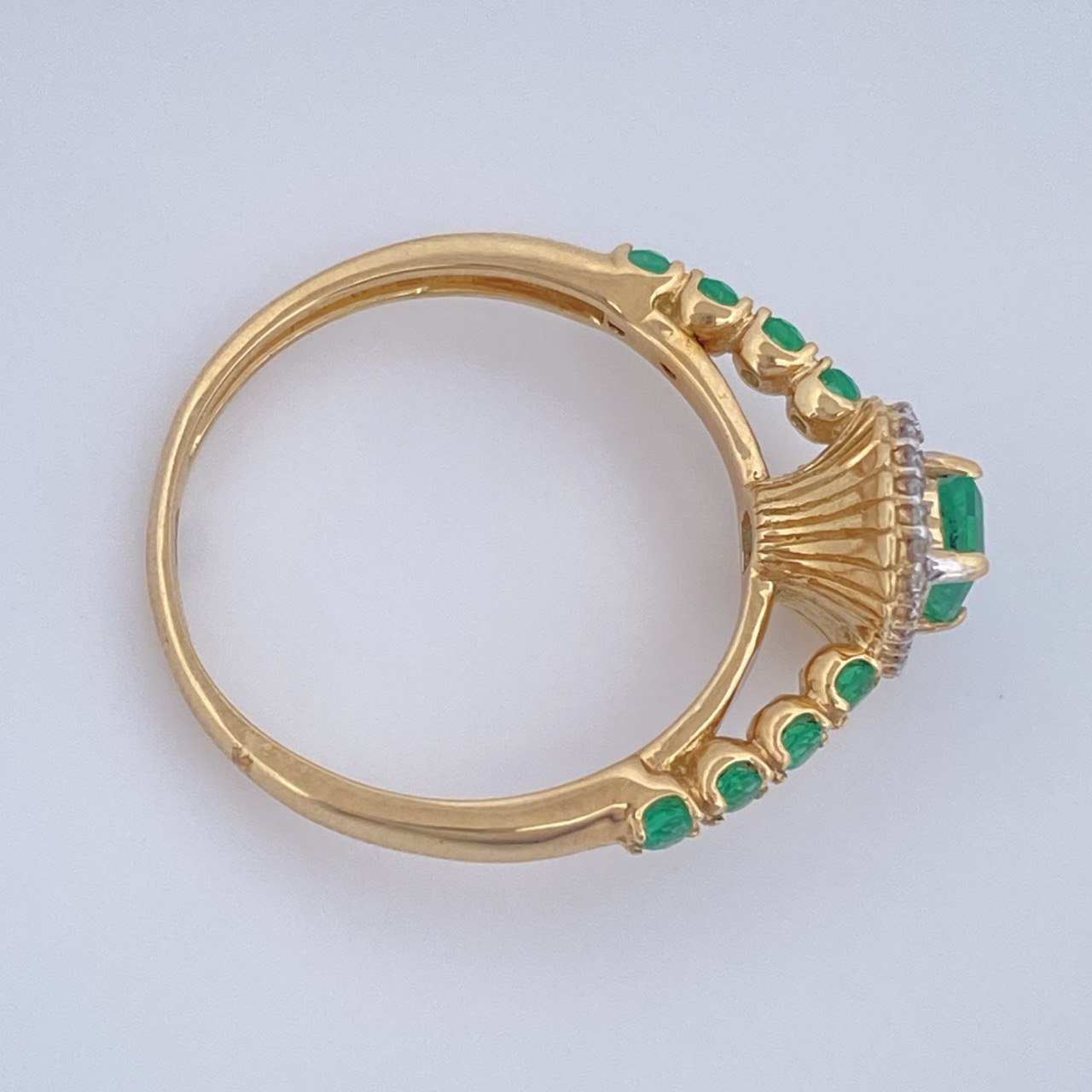Halo Emerald Ring 3.5gr / Size 7 / Two Tone Yellow White 18K +